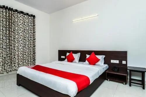 Висакхапатнам: Green City Service Apartments