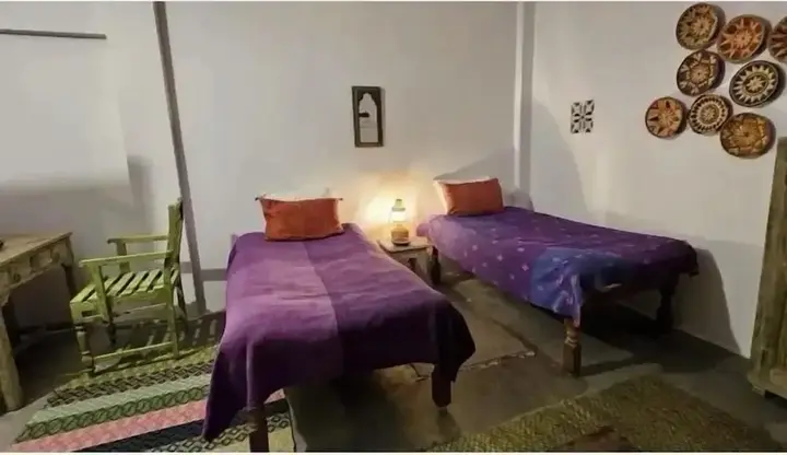Бодх-Гая: Shantidevi Ashram 's Guest House