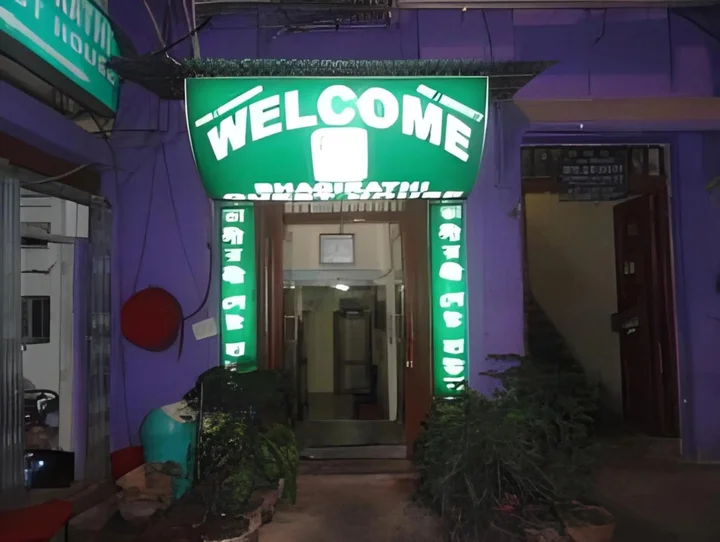 Колката: Bhagirithi Guest House