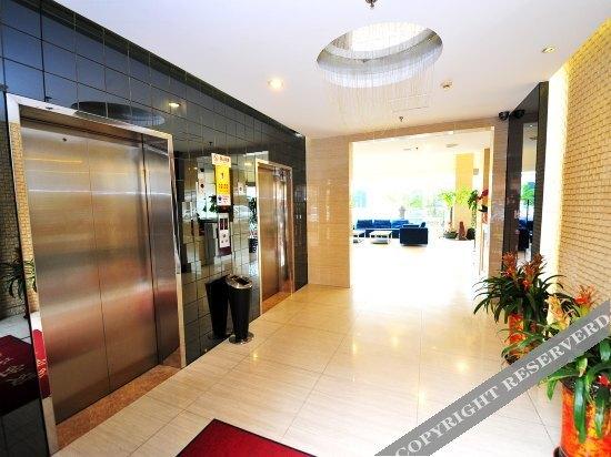Сямынь: Super 8 Hotel Xiamen Tongan Cheng Nan