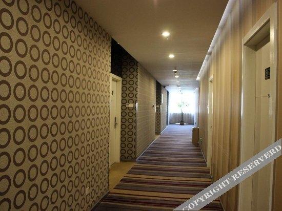 Сямынь: Super 8 Hotel Xiamen Tongan Cheng Nan