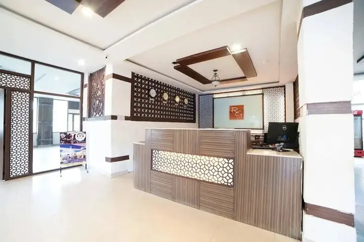 Хидерабад: Hotel Riya Grand by OYO Rooms