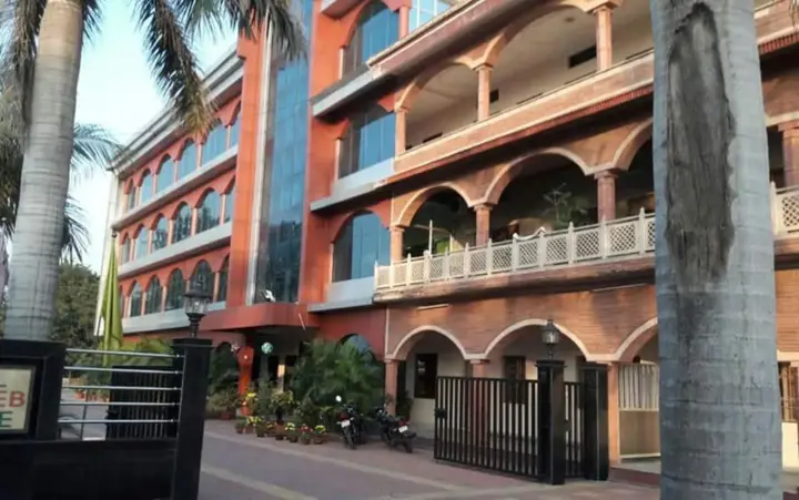 Вайдхан: Hotel Andleeb Palace