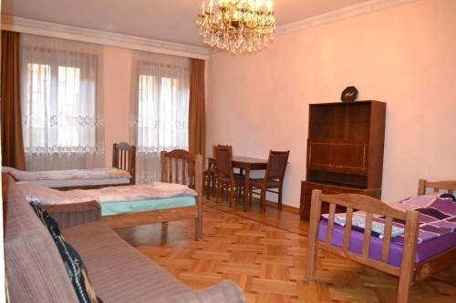 Тбилиси: Tamarioni Hostel