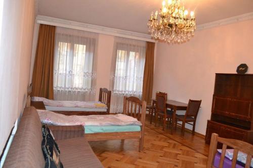 Тбилиси: Tamarioni Hostel