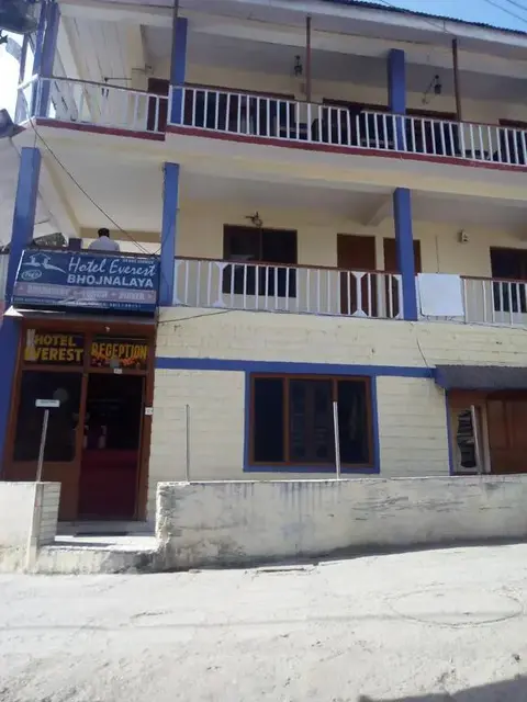 Манали: Hotel Everest