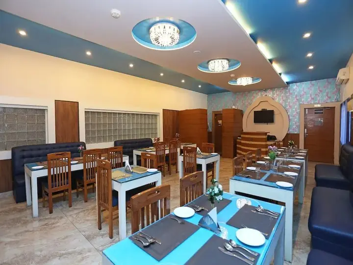 Дехрадун: Hotel JSR Inn by OYO Rooms