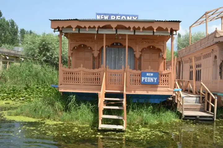 New Peony Houseboat — фото 4