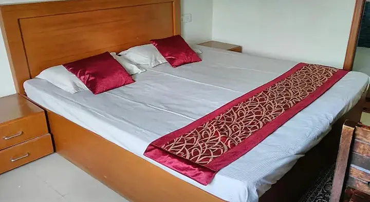 Бангалор: Elite inn