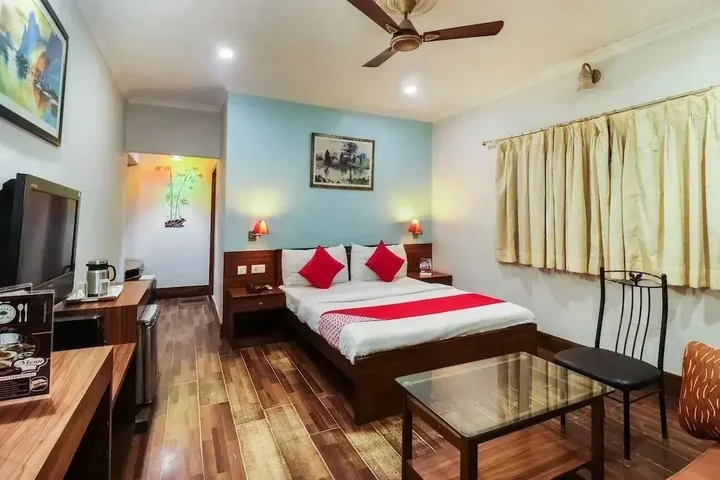 Колката: Amit Hotel by OYO Rooms