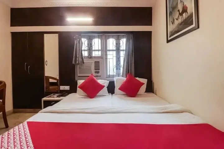 Колката: Amit Hotel by OYO Rooms