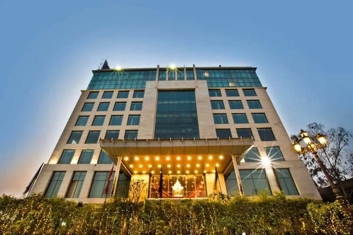 Газиабад: Banana Tree Hotel & Banquets