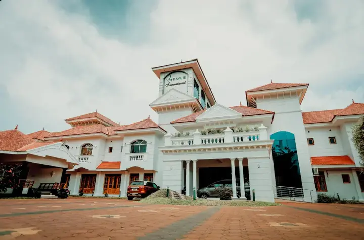 Чирайнкижу: Hotel Kaveri International