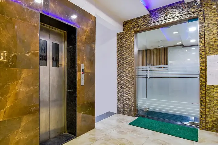 Ахмедабад: OYO Rooms Prahlad Nagar Garden