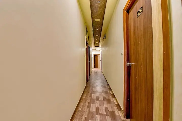 Ахмедабад: OYO Rooms Prahlad Nagar Garden