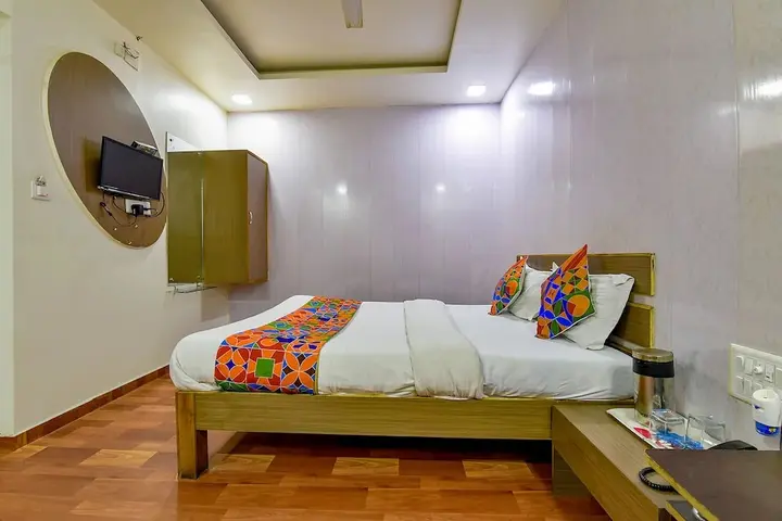 Ахмедабад: OYO Rooms Prahlad Nagar Garden