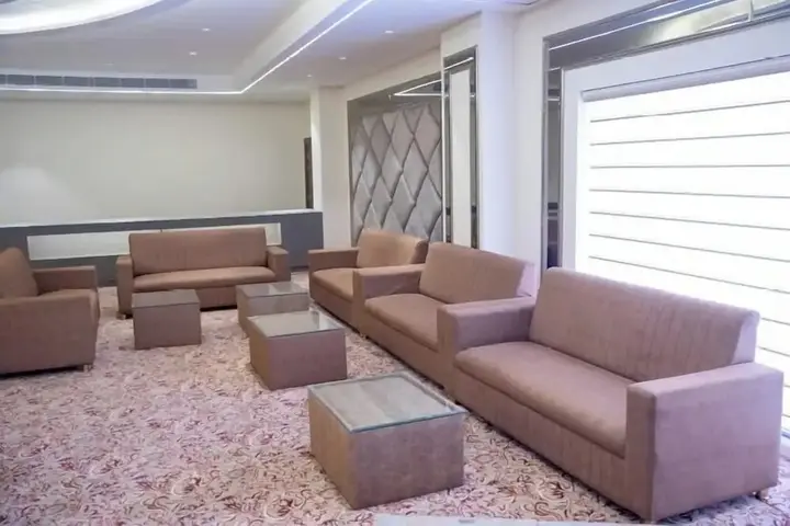 Нью-Дели: The Retreat Resort