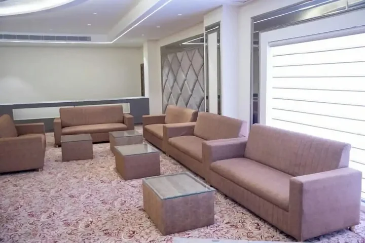 Нью-Дели: The Retreat Resort