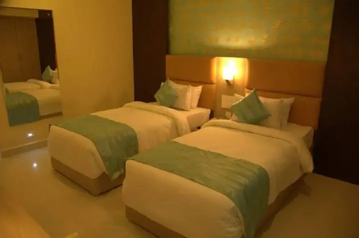Тирупати: Vihas Hotels