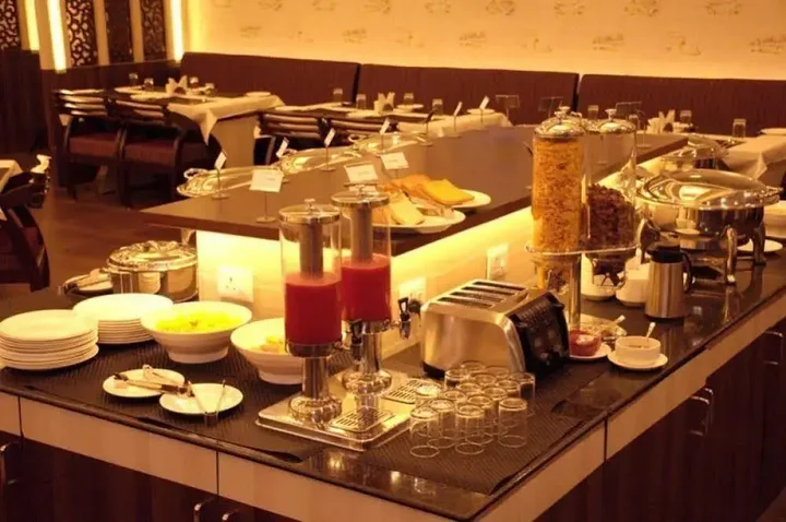 Тирупати: Vihas Hotels