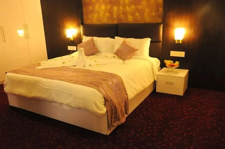 Тирупати: Vihas Hotels