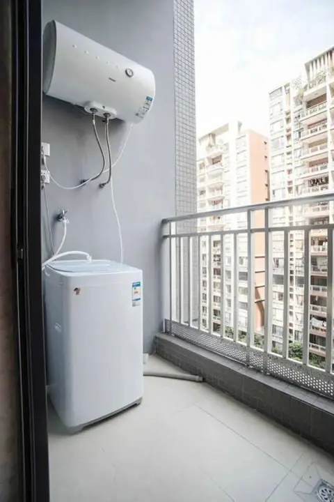 Фошань: Private Enjoy Home Apartment Foshan