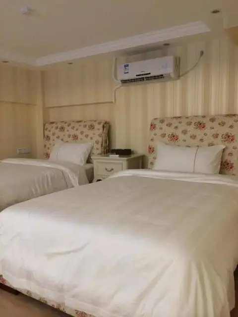 Фошань: Private Enjoy Home Apartment Foshan