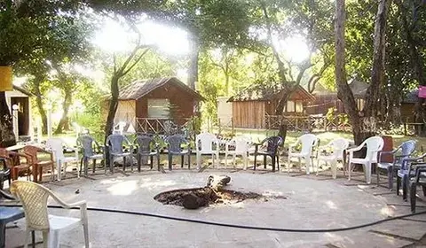 Крепость Ramnagar: Hotel Corbett Jungle Lore