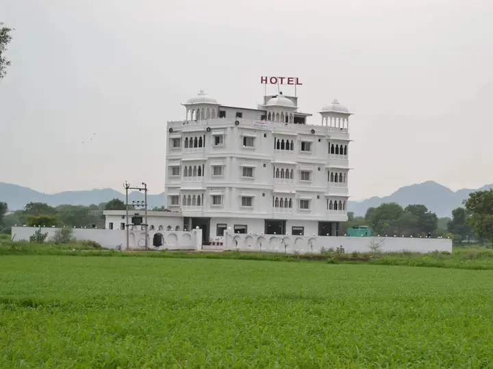 Hotel J M D Palace — фото 5