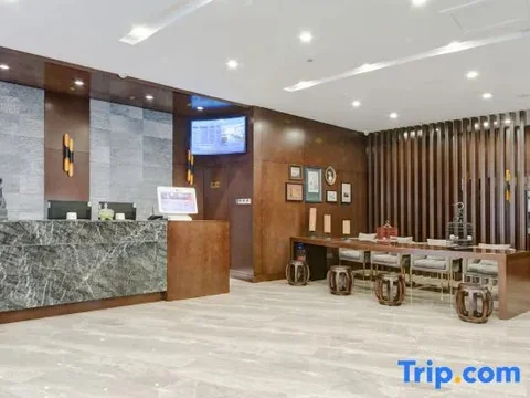 Циньхуандао: Tang Bai Hai Jing hotel (tiger stone shop, Beidaihe)