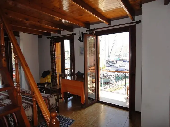 Датча: Captain's Suites
