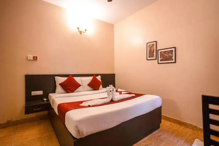 Бангалор: Hotel Shanthi Residency Marathalli