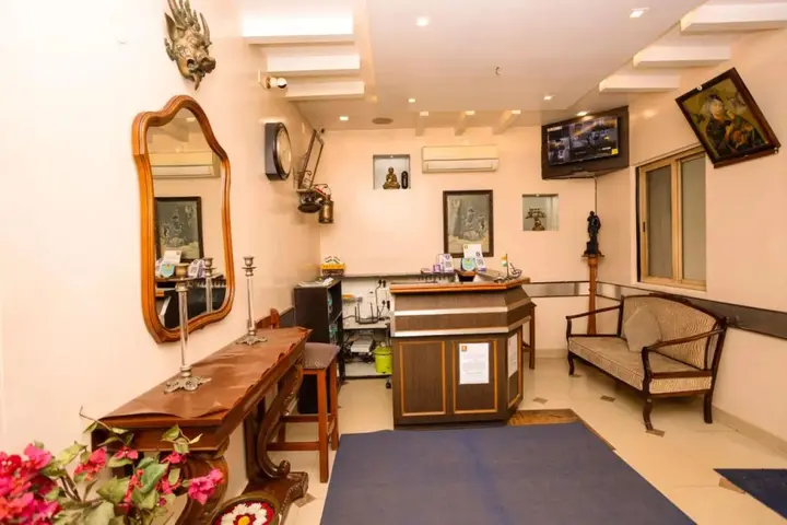 Бангалор: Hotel Shanthi Residency Marathalli