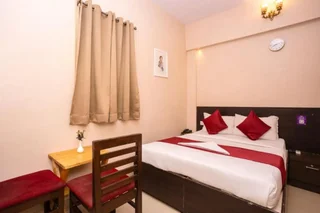 Бангалор: Hotel Shanthi Residency Marathalli