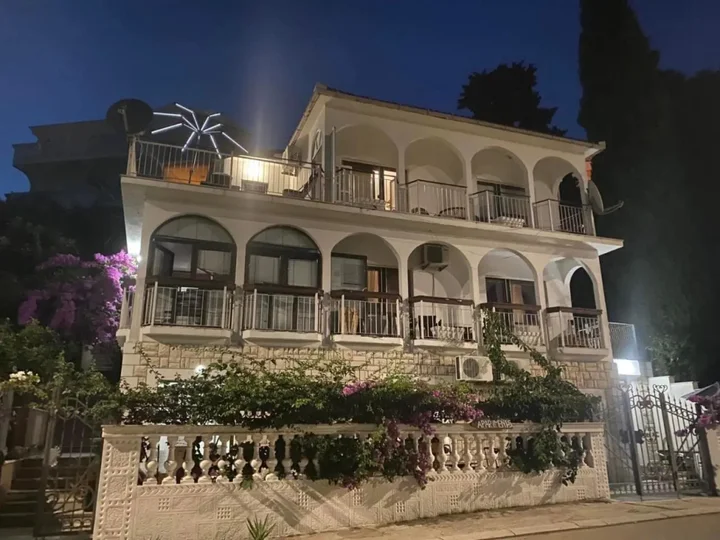 Ульцинь: Apartment Villa Salaj