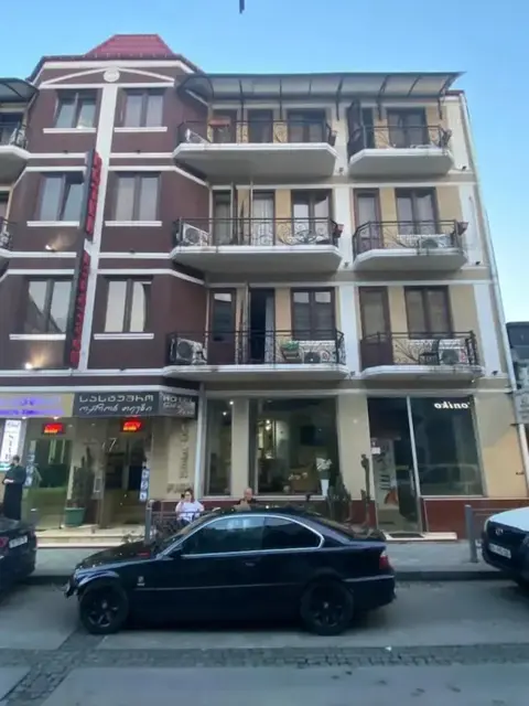 Батуми: hotel golden star
