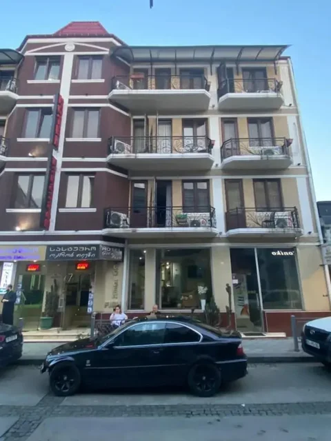 Батуми: hotel golden star