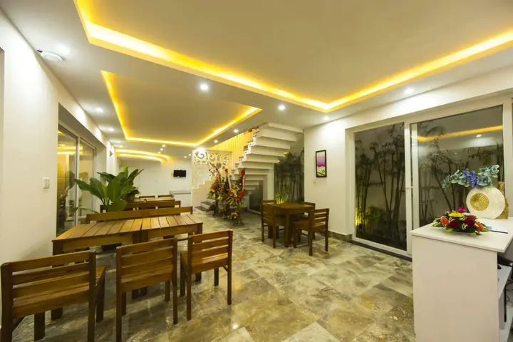 Хойан: Hoi An White Villa