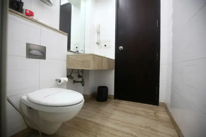 Нью-Дели: OYO 349 Hotel Emblem