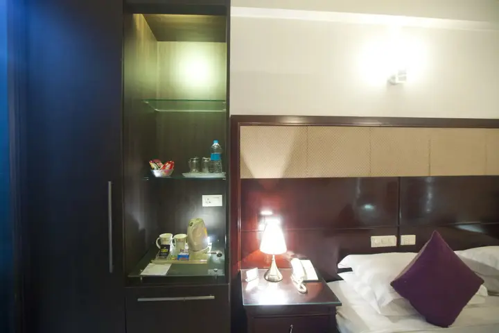 Нью-Дели: OYO 349 Hotel Emblem