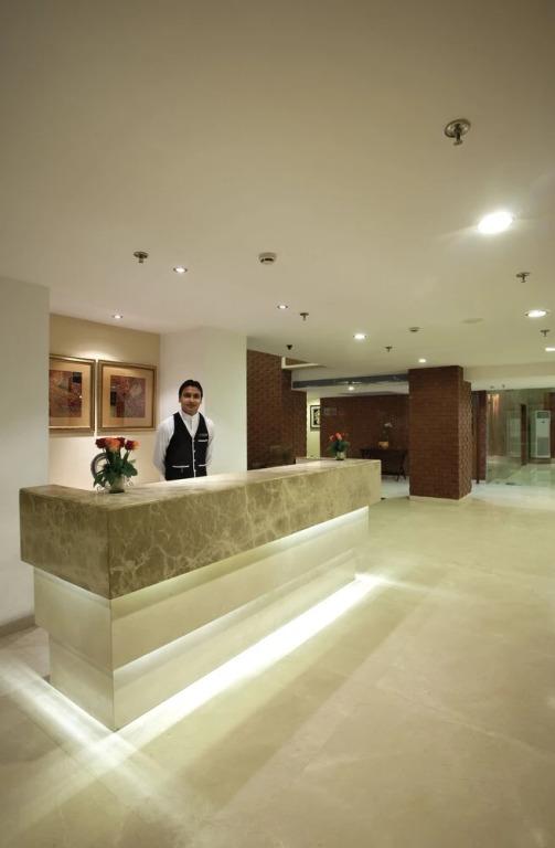 Ахмедабад: Country Inn  Ahmedabad