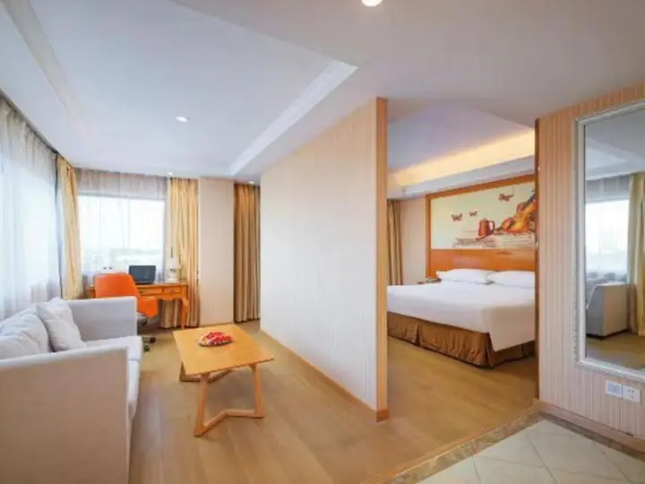 Сучжоу: Vienna Hotel Suzhou Industrial Park Yangcheng Lake Fashion Stage