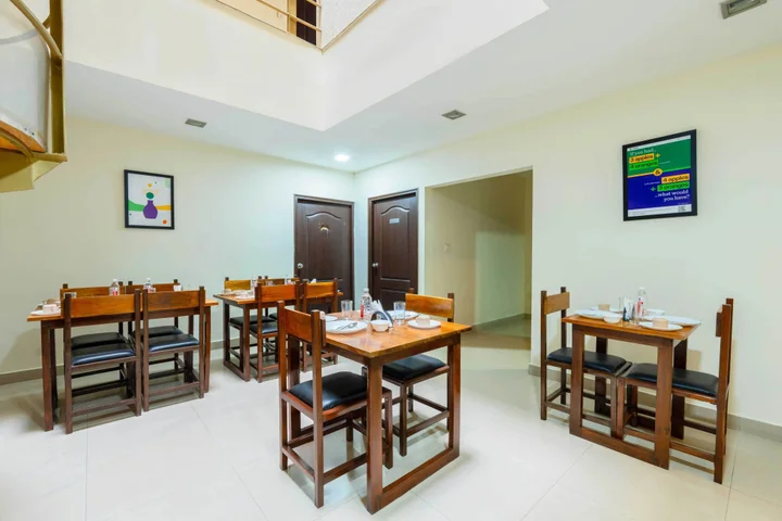 Бангалор: Treebo Ivory White Inn