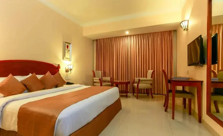 Аллеппи: OYO Premium Alleppey NH
