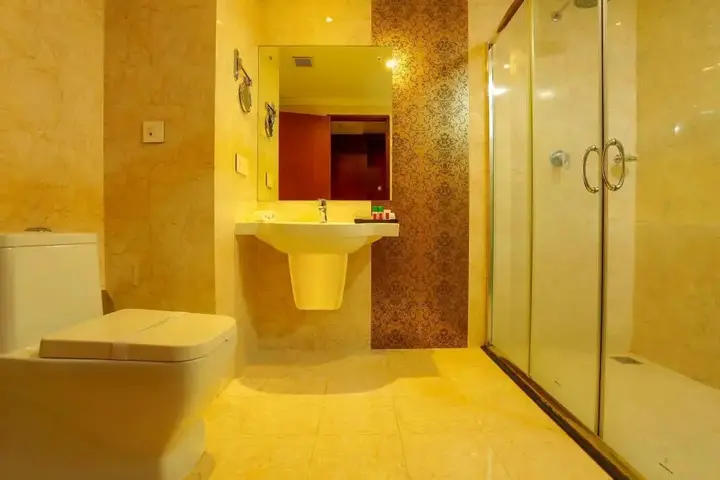 Аллеппи: OYO Premium Alleppey NH