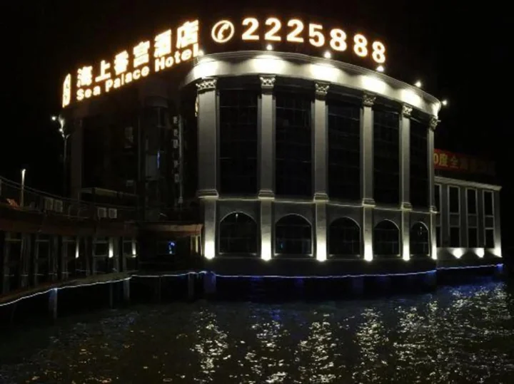 Бэйхай: Beihai Haishang Sea View Apartment