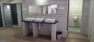 Майсур: V R S Deluxe Dormitory