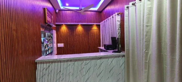 Майсур: V R S Deluxe Dormitory