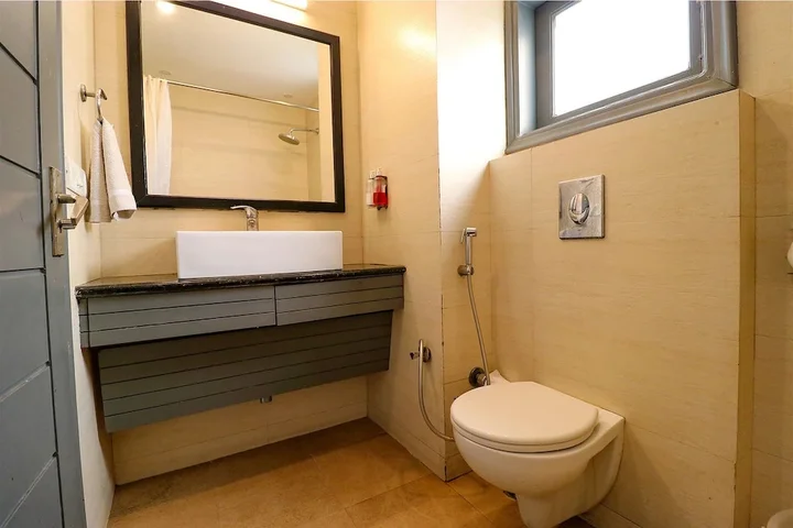Нью-Дели: FabHotel Majestic JPM I
