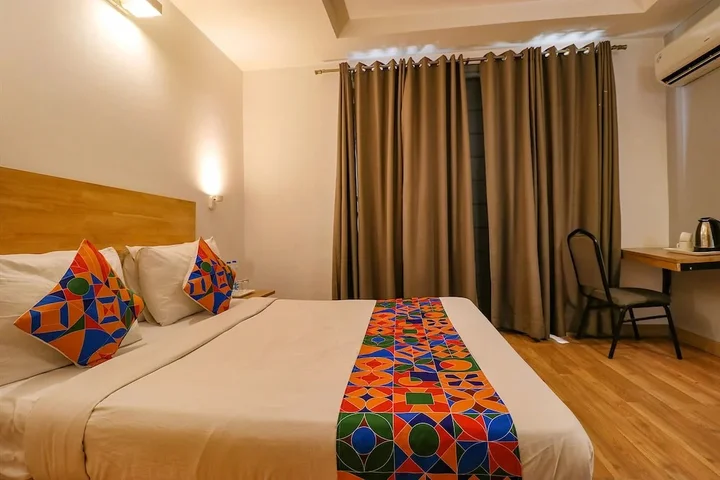Нью-Дели: FabHotel Majestic JPM I